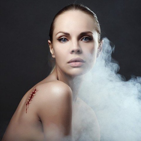 Джулия Ванг - оригинал