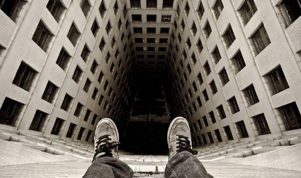 В бездну - оригинал