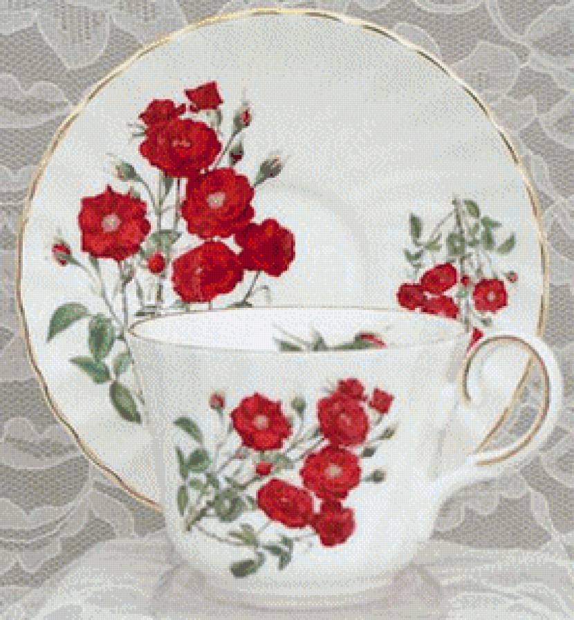 plato y taza con camelias rojas - предпросмотр