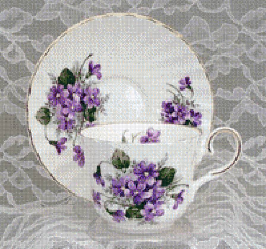 taza y plato con violetas - предпросмотр