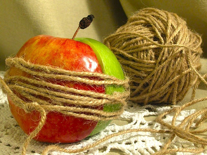 две половинки - яблоки нитки - оригинал