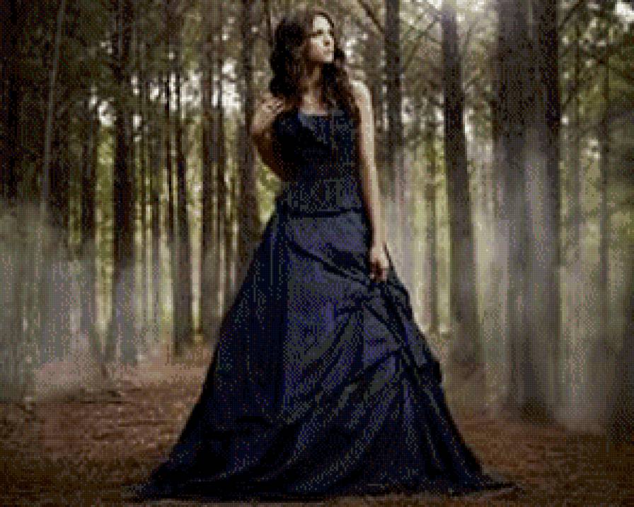 девушка - лес, домик, осень - предпросмотр