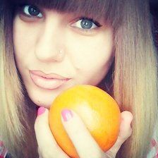 алена и апельсин