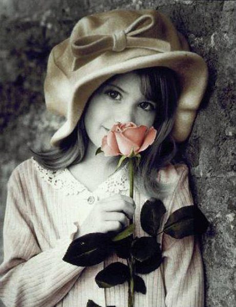 девочка - дети ретро сепия - оригинал