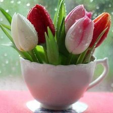 Схема вышивки «Тюльпаны»