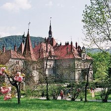 замок в карпатах