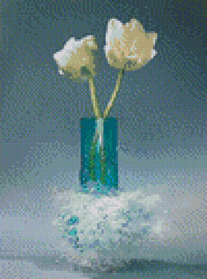 тюльпаны в вазе - предпросмотр