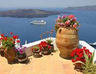 на балконе - лето, море, балкон, цветы, отдых - оригинал