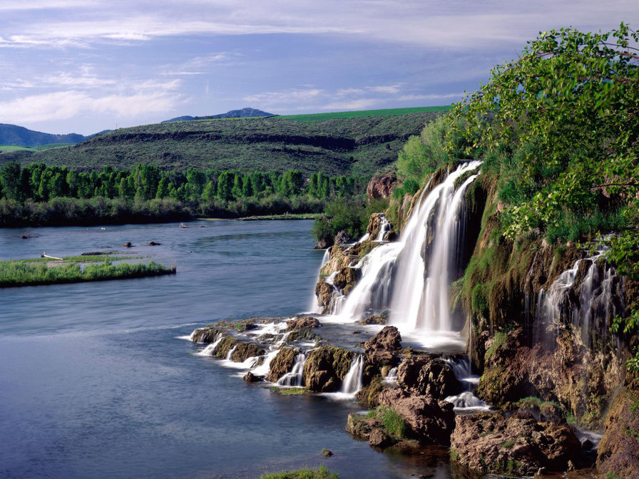 водопад - оригинал