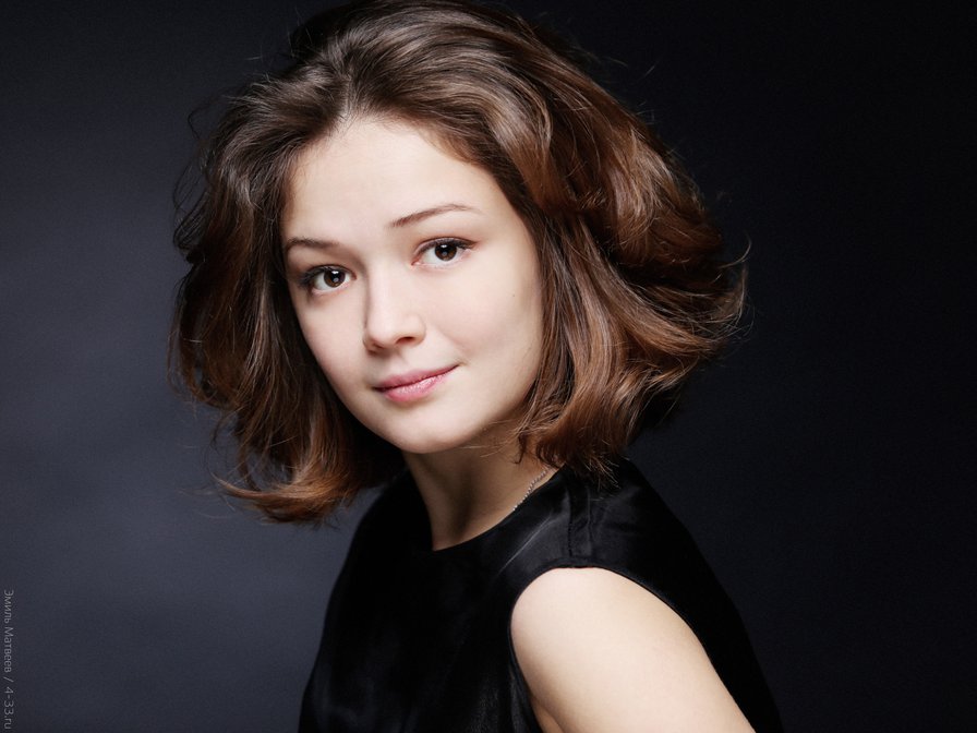 девушка - девушка, молодежь - оригинал