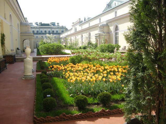 Потаенный уголок - петербург, сады - оригинал