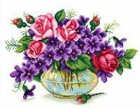 корзинка с фиалками и розами - оригинал