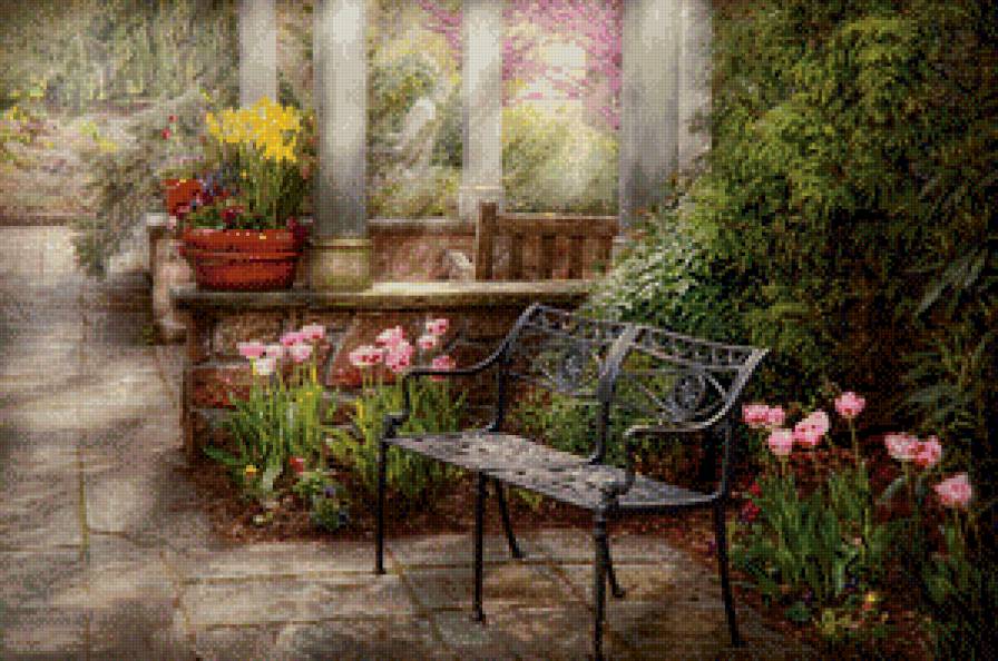 в саду - предпросмотр