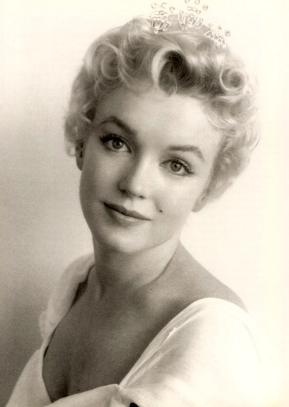 Мерлин Монро - девушка, мерлин - оригинал