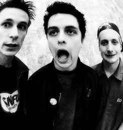 Green Day - mike dirnt, billie joe armstrong, tre cool, green day - оригинал