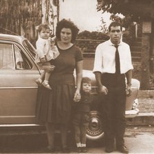 familia sandra en sepia