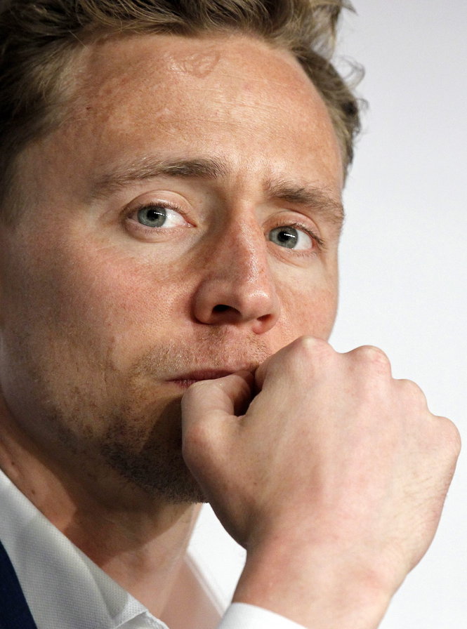 Tom Hiddleston - tom hiddleston - оригинал