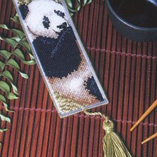 Схема вышивки «Закладка панда»