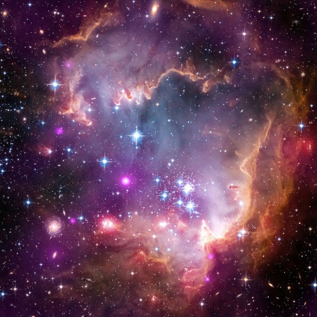 Космос. Туманность Малое Магелланово облако - туманность, космос, магеллановы облака, звезды - оригинал