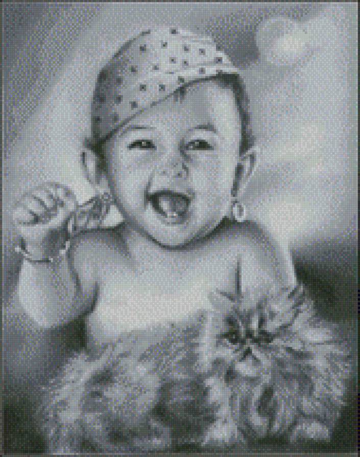 малышка с пушистиком - предпросмотр