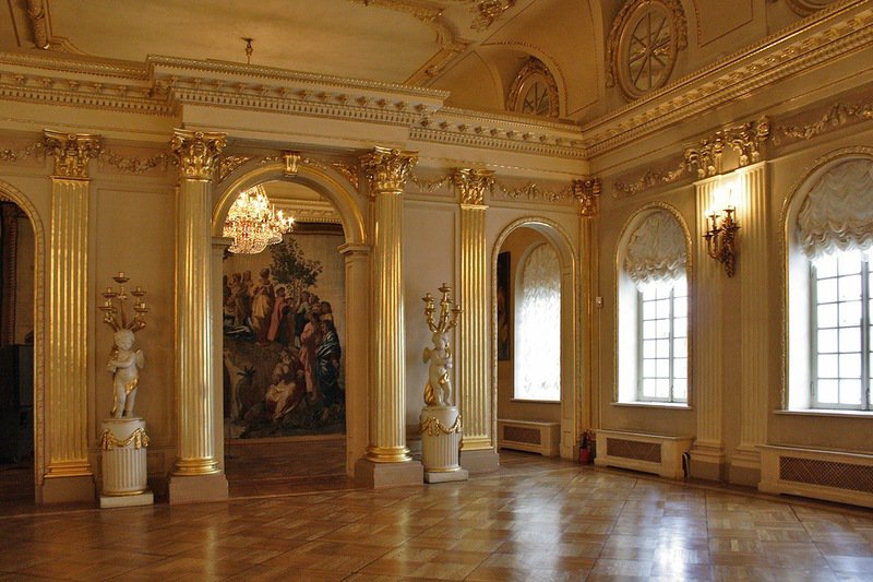 зал - зал, дворец - оригинал