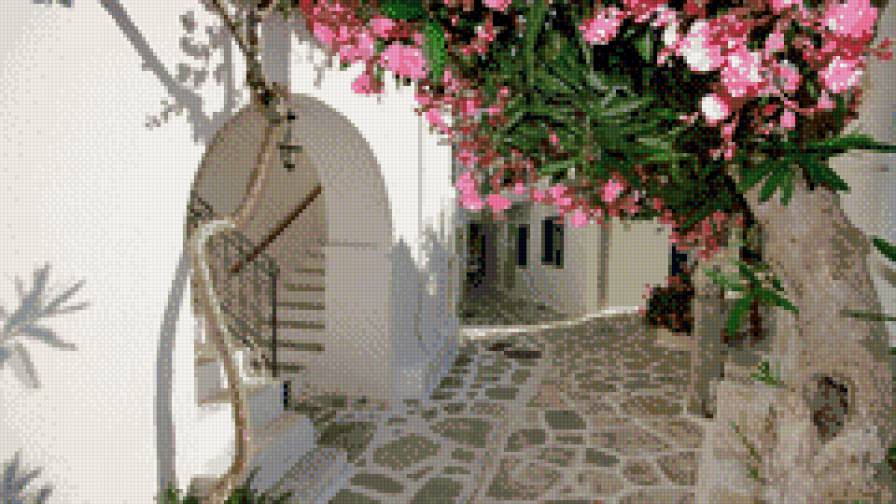 Улочка с цветами - улица, цветы - предпросмотр