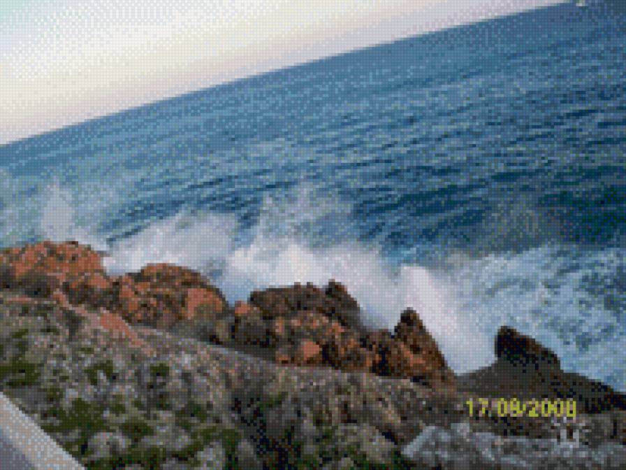 Берег г. Ниццы - вода, ницца, берег - предпросмотр