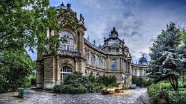 Замок - оригинал