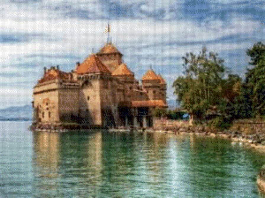 Замок на берегу - предпросмотр