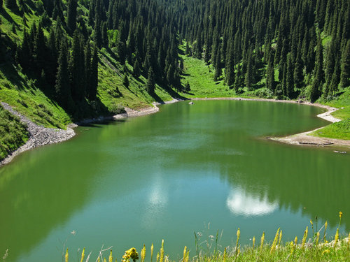 Зеленое озеро - горы, горное озеро, озеро - оригинал