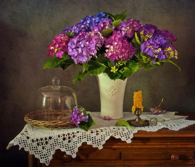 Букет цветов - цветы, свеча, ваза, натюрморт - оригинал