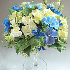 Схема вышивки «цветы в вазе»