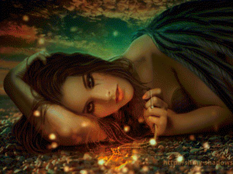 девушка - девушка, кулон, светлячки - предпросмотр