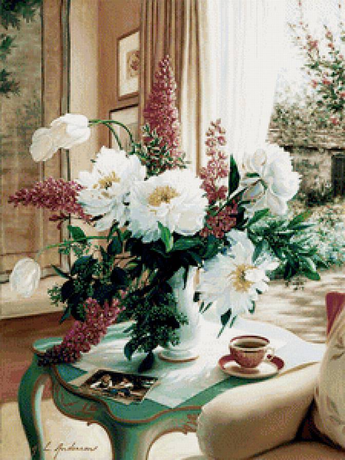 букет на столе - предпросмотр