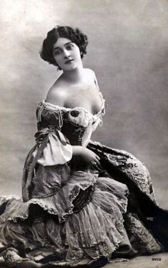 Черно-белый портет - вышивка крестом, красивые вышивки, пионы - оригинал