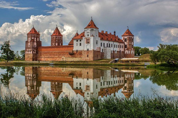 Мирский замок 3 - оригинал