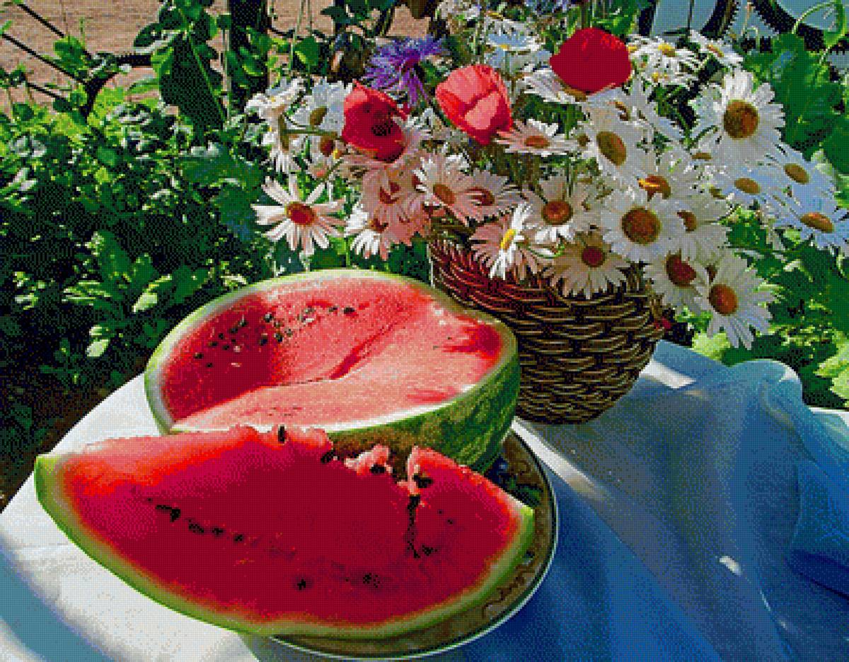 Аромат жаркого лета - ягоды, цветы - предпросмотр