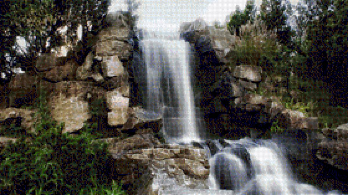 у водопада - природа, лето, водопад, деревья - предпросмотр