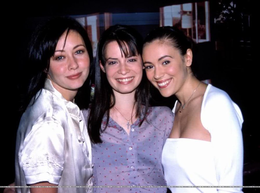 сериал зачарованные. - оригинал