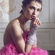 Схема вышивки «Девушка»