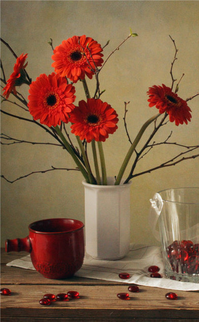 красный натюрморт - цветы, натюрморт, красный, ваза - оригинал