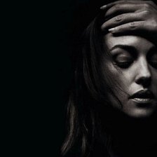 Схема вышивки «моника беллучи»