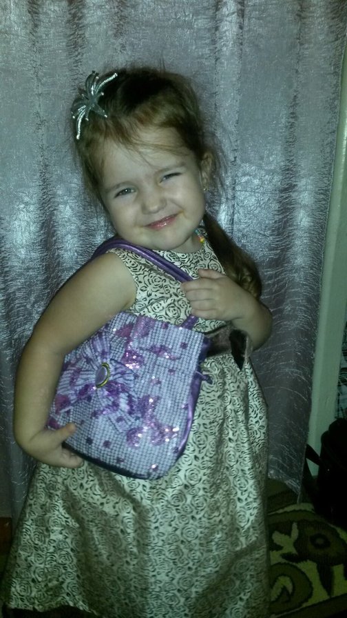 Девочка - девочка, сумочка - оригинал