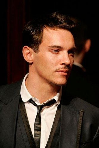 джонатан риз майерс - джонатан - оригинал