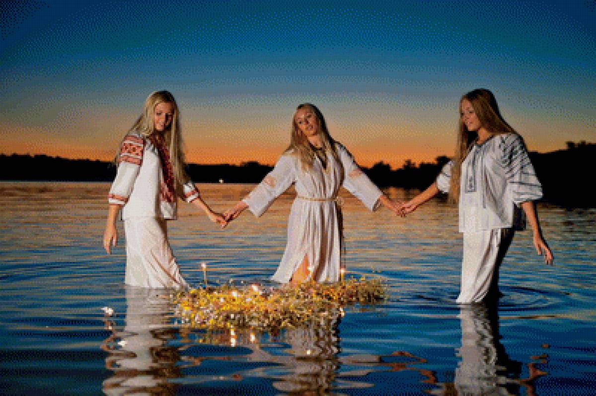 В НОЧЬ НА ИВАНА КУПАЛА - девушки, река, ночь, славяне - предпросмотр