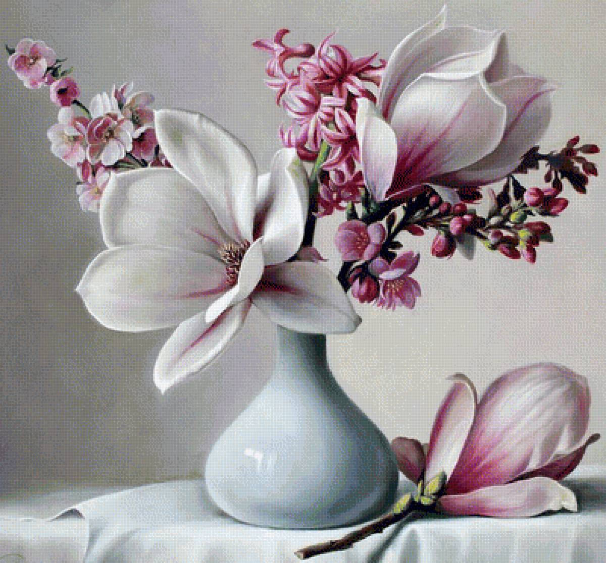 №1436483 - магнолия, цветы, букет, натюрморт - предпросмотр