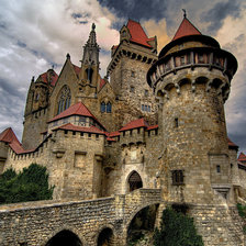 Схема вышивки «замок»