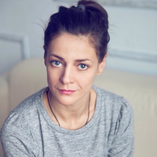 Юля - девушка - оригинал