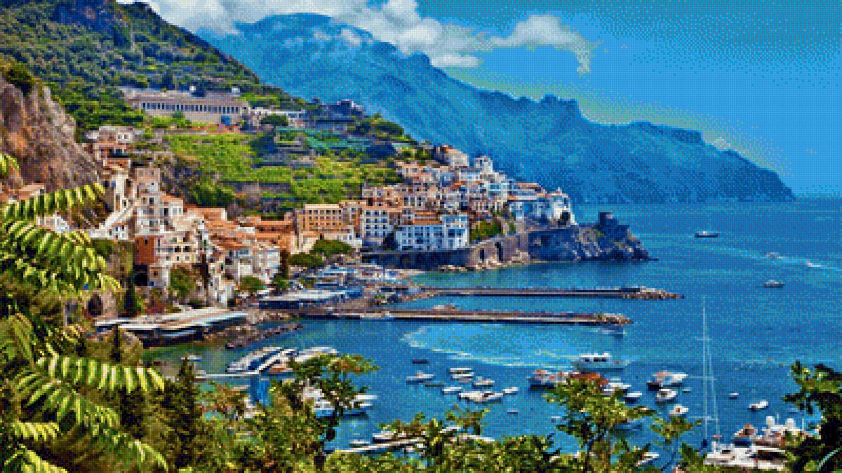 На Средиземноморском побережье - море, берег - предпросмотр