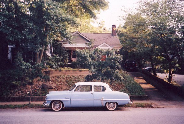 рэтро машина - машина, дом - оригинал